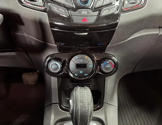 Imagem 8 – Fiesta 2014 1.6 Titanium Hatch 16V Flex 4P Automático