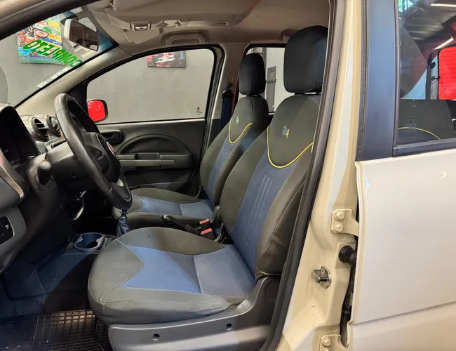 Imagem 10 – Uno 2014 1.0 Evo Vivace 8V Flex 4P Manual