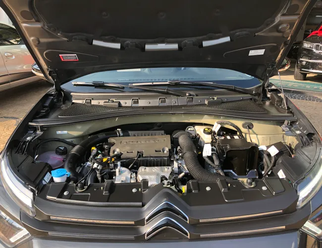 Imagem 16 – Basalt 2025 1.0 Turbo 200 Flex Feel Cvt