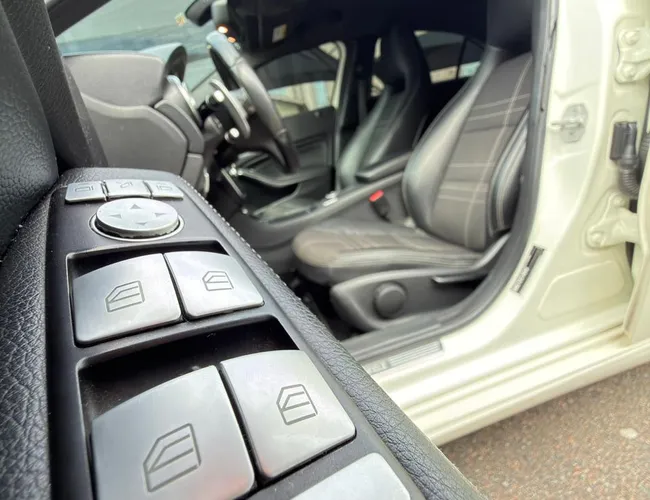 Imagem 10 – A 200 2015 1.6 Turbo 16V Gasolina 4P Automático