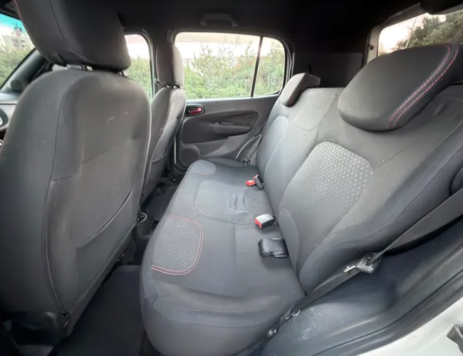 Imagem 19 – Uno 2015 1.4 Evo Sporting 8V Flex 4P Automatizado