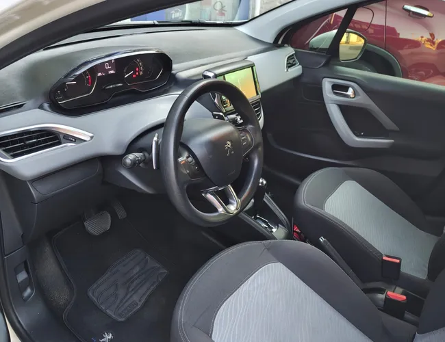 Imagem 10 – 208 2015 1.6 Active Pack 16V Flex 4P Automático