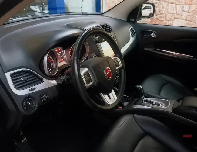 Imagem 10 – Freemont 2014 2.4 Precision 16V Gasolina 4P Automático