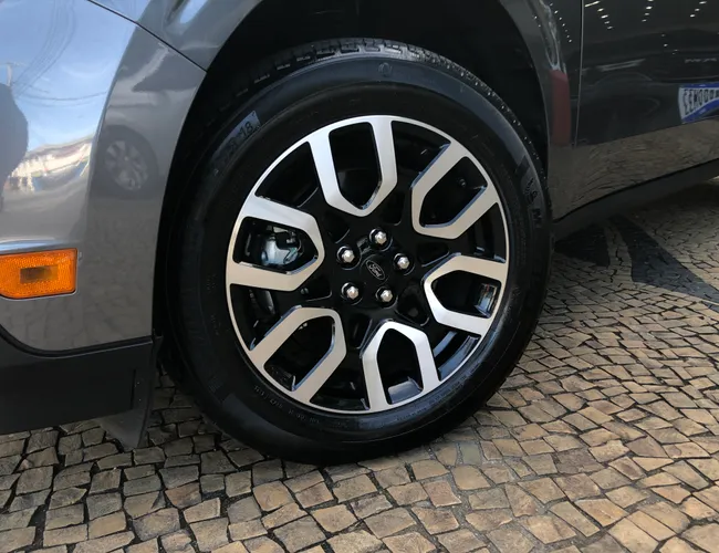 Imagem 5 – Maverick 2024 2.5 Hybrid Lariat E-Cvt