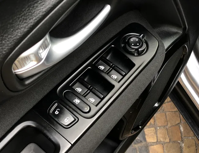 Imagem 8 – Renegade 2020 1.8 16V Flex Sport 4P Automático