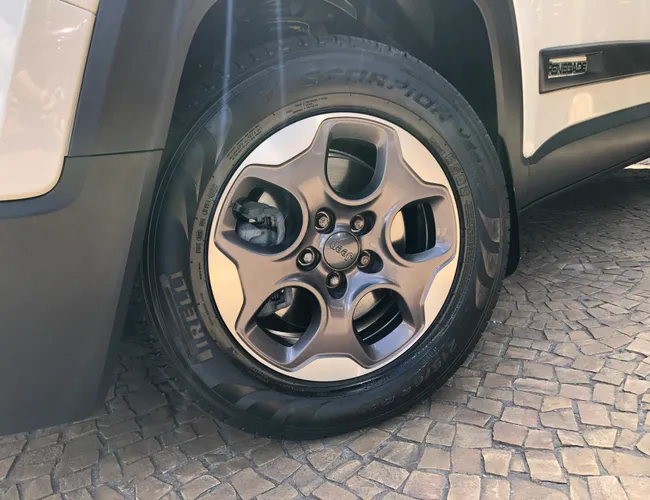 Imagem 5 – Renegade 2016 1.8 16V Flex Sport 4P Automático