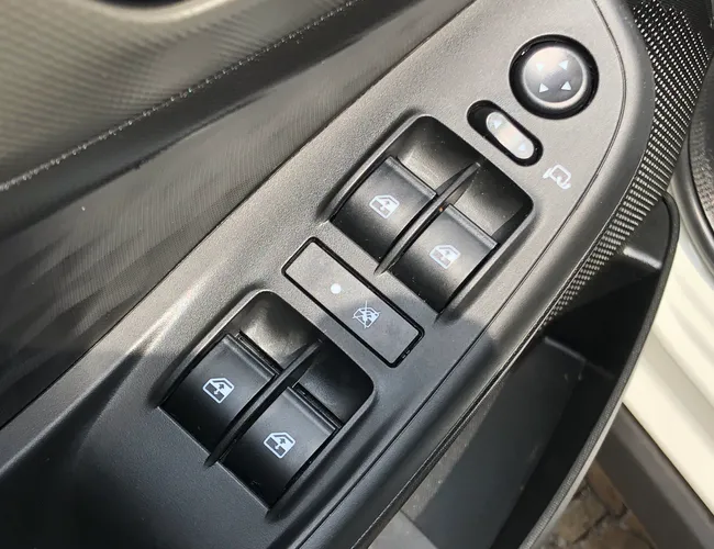 Imagem 8 – Fastback 2024 1.0 Turbo 200 Flex Cvt