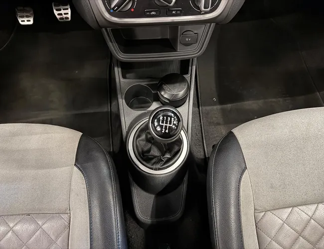 Imagem 8 – Voyage 2016 1.6 Mi Evidence 8V Flex 4P Manual