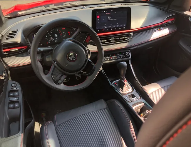 Imagem 11 – Fastback 2026 1.3 Turbo 270 Flex Abarth At6