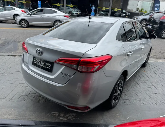 Imagem exterior do veículo Yaris 2023 1.5 16V Flex Sedan Xls Connect Multidrive