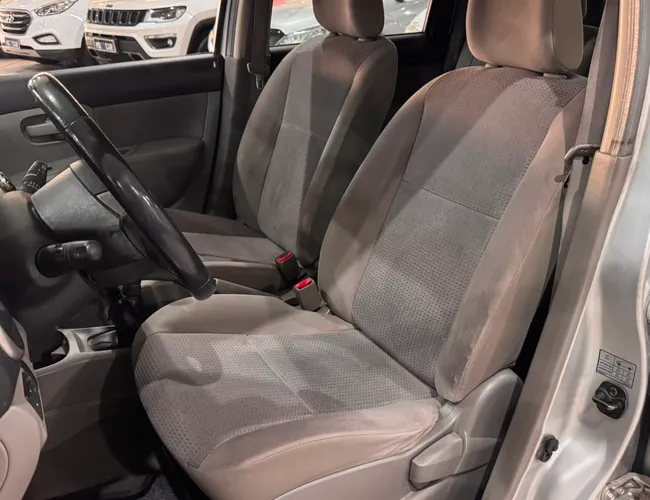 Imagem 9 – Livina 2010 1.6 Sl 16V Flex 4P Manual