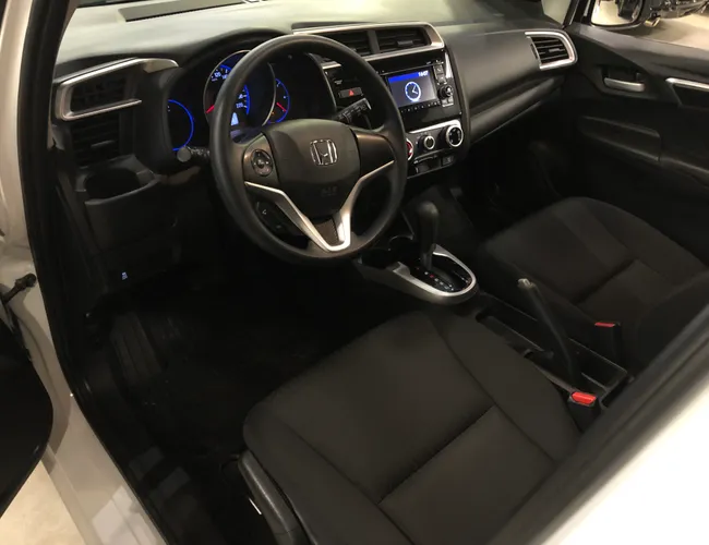 Imagem 6 – Fit 2019 1.5 Lx 16V Flex 4P Automático