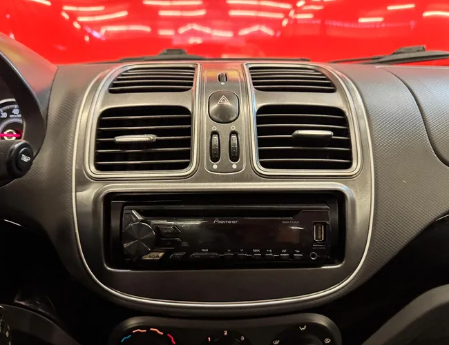 Imagem 8 – Grand Siena 2018 1.0 Evo Flex Attractive Manual