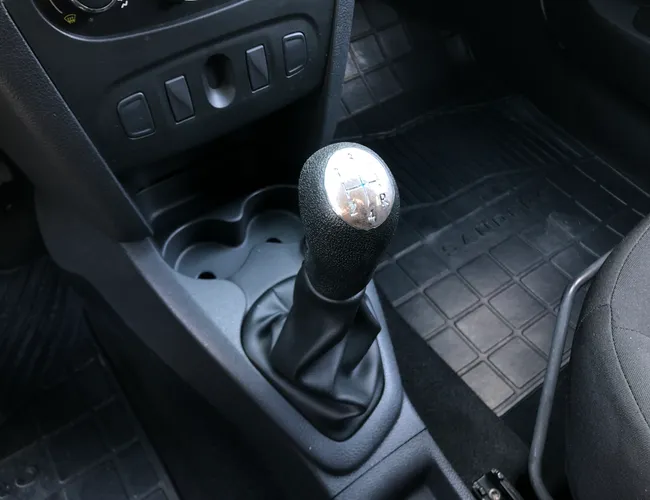 Imagem 14 – Sandero 2015 1.0 EXPRESSION 16V FLEX 4P MANUAL