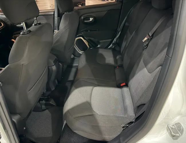 Imagem 10 – Renegade 2017 1.8 16V Flex Sport 4P Manual
