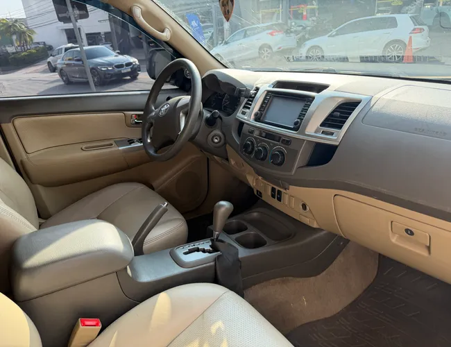 Imagem 14 – Hilux Sw4 2013 2.7 Sr 4X2 16V Flex 4P Automático
