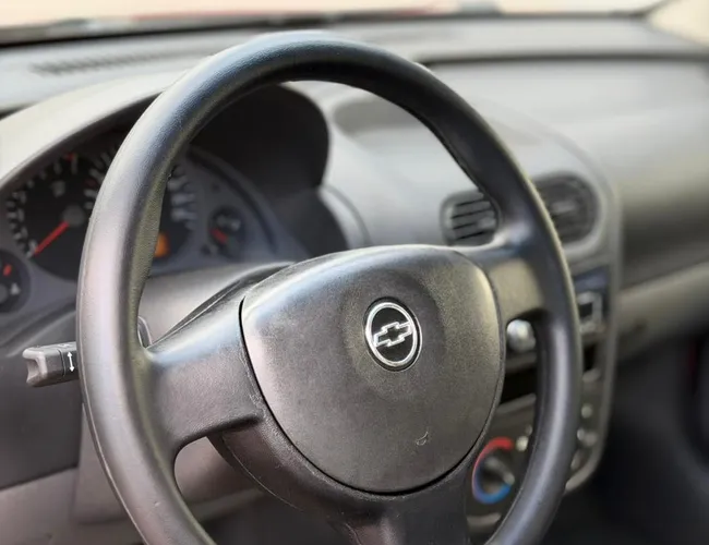 Imagem 12 – Corsa 2004 1.0 Mpfi 8V Gasolina 4P Manual