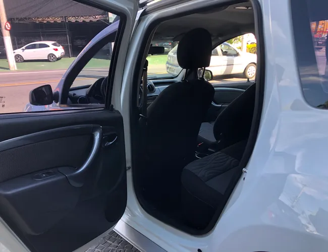 Imagem 10 – Duster 2015 1.6 Dynamique 4X2 16V Flex 4P Manual