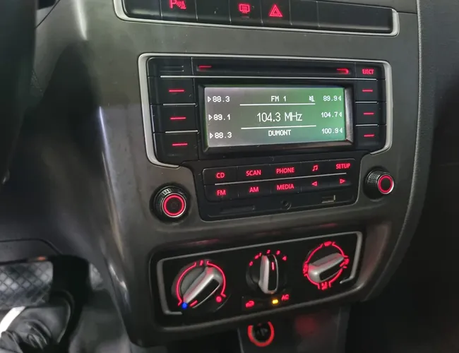 Imagem 10 – Fox 2016 1.6 Msi Comfortline 8V Flex 4P Automatizado
