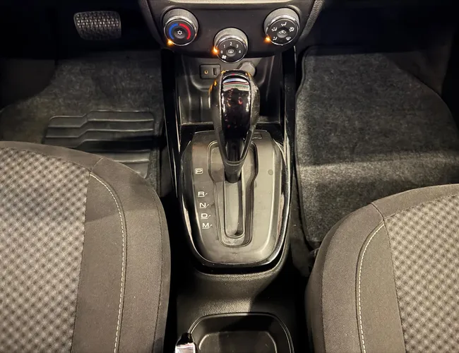 Imagem 9 – Prisma 2017 1.4 Mpfi Lt 8V Flex 4P Automático