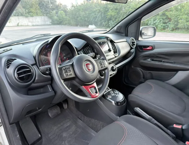 Imagem 13 – Uno 2015 1.4 Evo Sporting 8V Flex 4P Automatizado