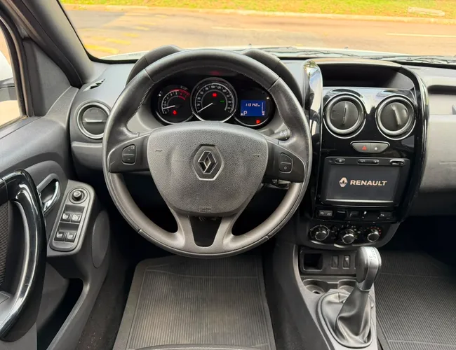 Imagem 12 – Duster Oroch 2017 2.0 16V Flex Dynamique 4P Automático