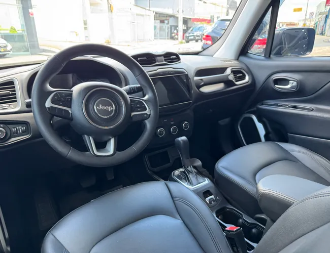 Imagem exterior do veículo Renegade 2021 1.8 16V Flex Sport 4P Automático