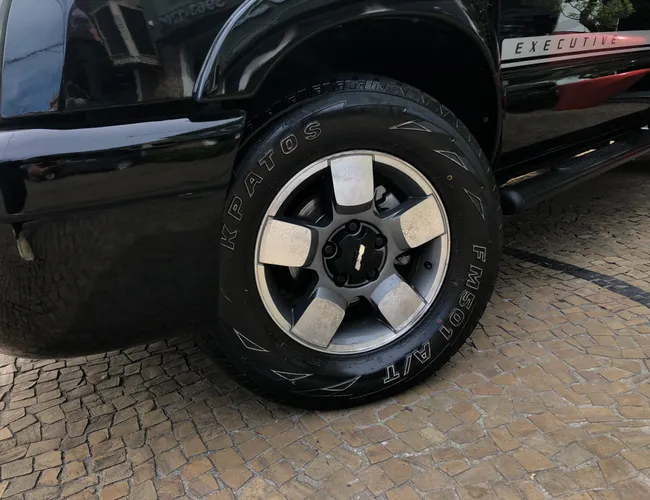 Imagem 5 – S10 2011 2.4 Mpfi Executive 4X2 Cd 8V Flex 4P Manual