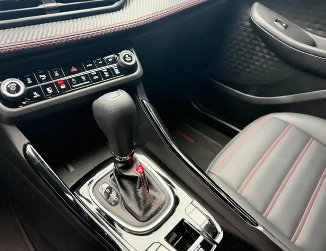 Imagem 15 – Fastback 2025 1.3 Turbo 270 Flex Abarth At6