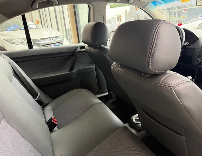 Imagem 7 – Polo Sedan 2005 1.6 Mi Comfortline 8V Flex 4P Manual