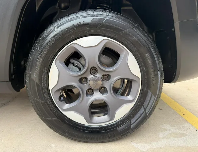 Imagem 10 – Renegade 2016 1.8 16V Flex 4P Automático