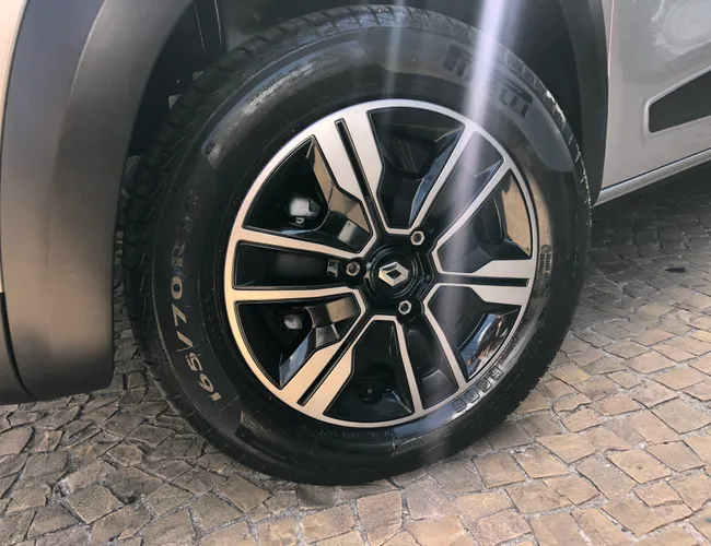 Imagem 5 – Kwid 2025 1.0 12V Sce Flex Intense Manual