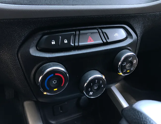 Imagem 13 – Onix 2019 1.4 Mpfi Lt 8V Flex 4P Automático