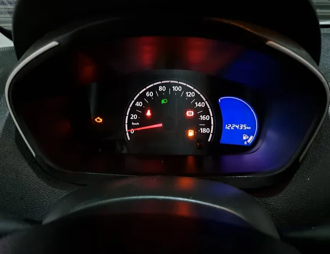 Imagem 9 – Kwid 2018 1.0 12V Sce Flex Zen Manual