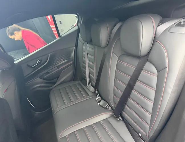 Imagem 12 – Fastback 2025 1.3 Turbo 270 Flex Abarth At6