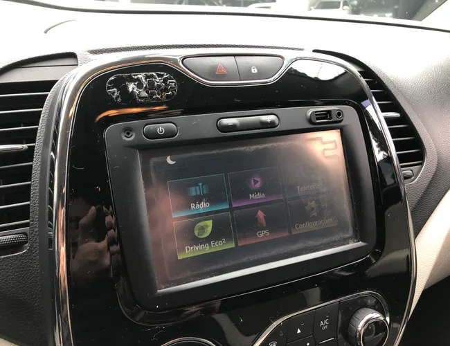 Imagem 12 – Captur 2018 2.0 16V Hi-Flex Intense Automático