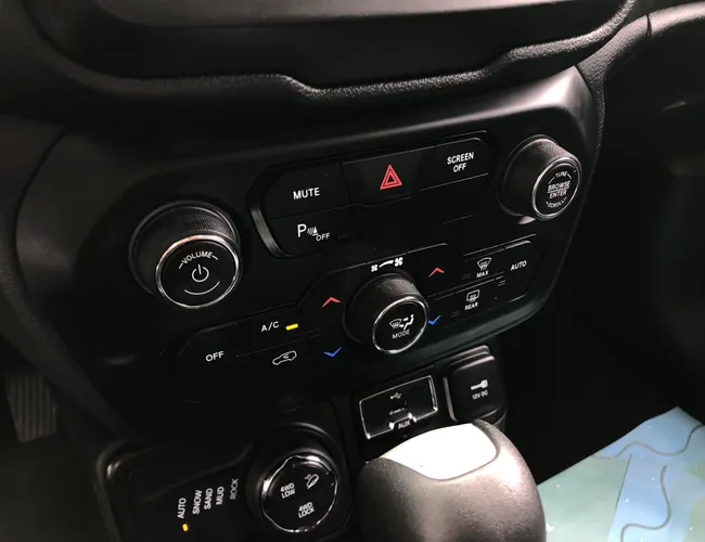 Imagem 14 – Renegade 2021 2.0 16V Turbo Diesel Moab 4P 4X4 Automático