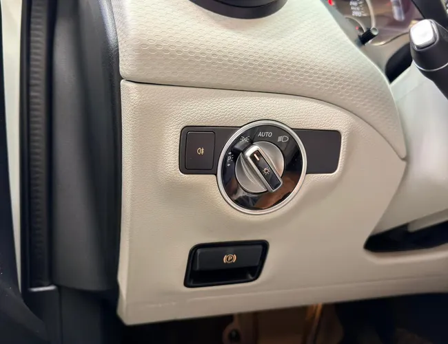 Imagem 18 – A 200 2018 1.6 Cgi Flex 7G-Dct