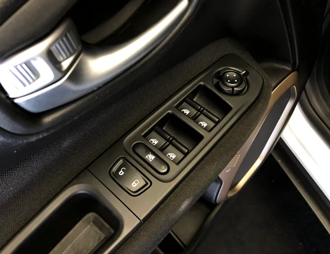 Imagem 10 – Renegade 2018 1.8 16V Flex 4P Automático