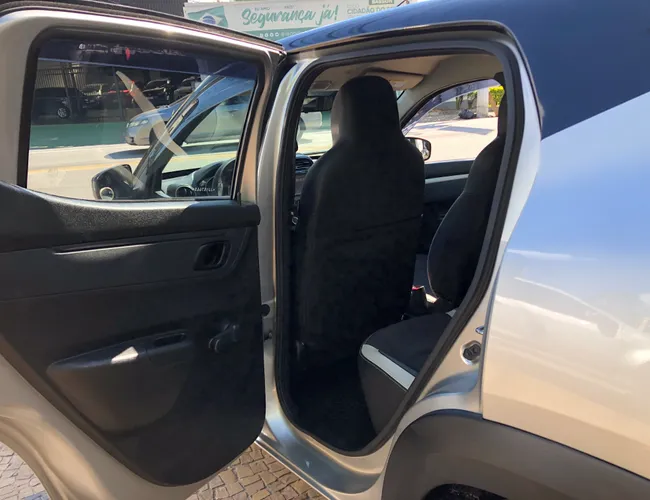 Imagem 9 – Kwid 2018 1.0 12V Sce Flex Intense Manual