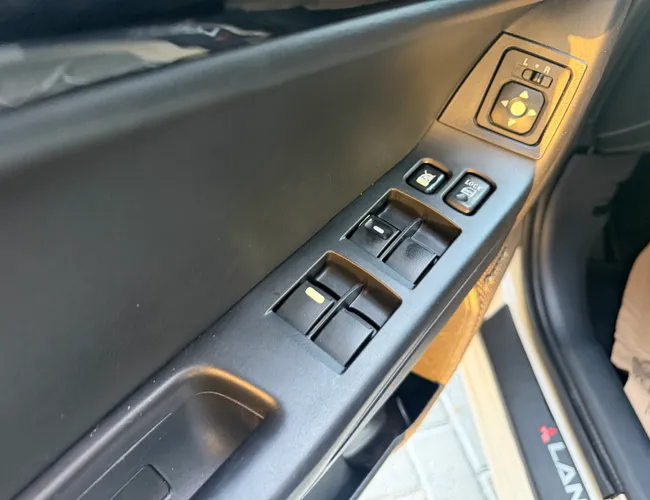 Imagem 14 – Lancer 2018 2.0 Hl 16V Gasolina 4P Automático