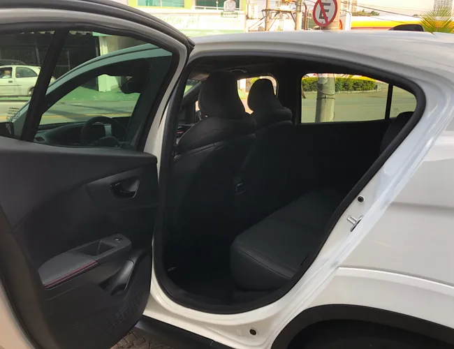 Imagem 13 – Fastback 2026 1.3 Turbo 270 Flex Abarth At6