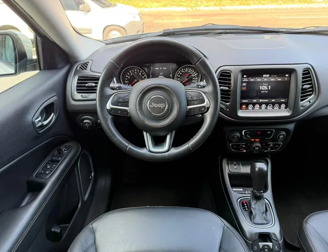 Imagem 12 – Compass 2018 2.0 16V Flex Longitude Automático