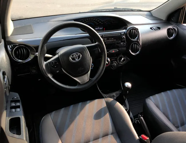 Imagem 9 – Etios 2016 1.5 Xs Sedan 16V Flex 4P Manual