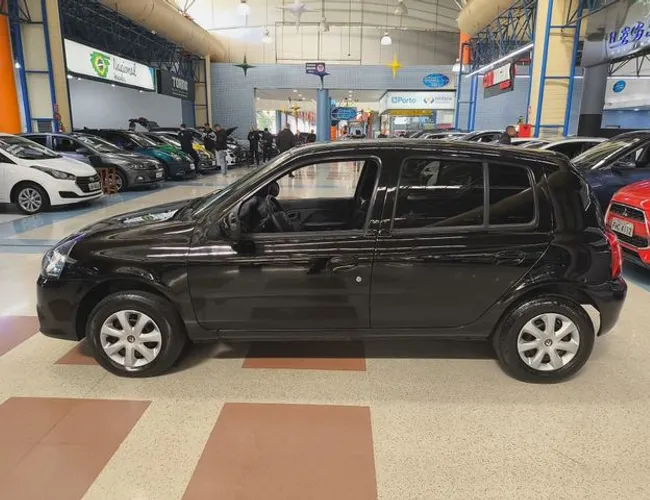 Imagem 8 – Clio 2016 1.0 EXPRESSION 16V FLEX 4P MANUAL
