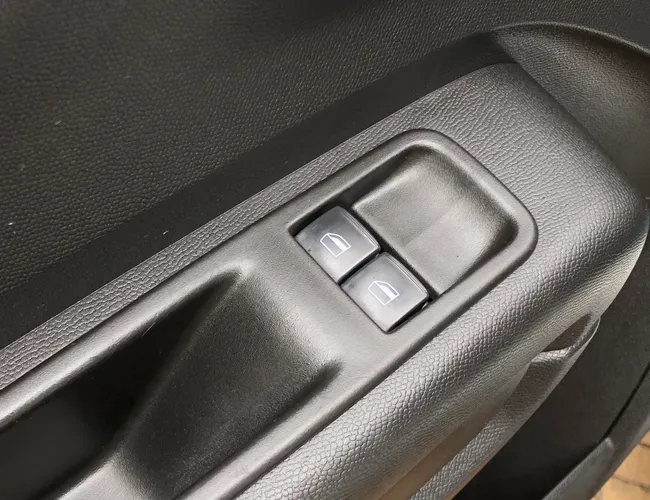 Imagem 8 – Basalt 2025 1.0 Turbo 200 Flex Shine Cvt