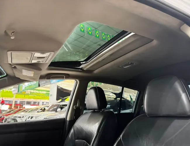 Imagem 12 – Tiida 2011 1.8 Sl 16V Flex 4P Automático