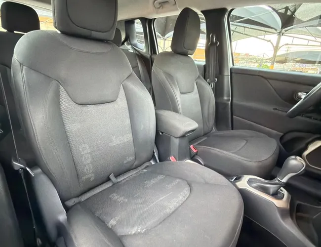 Imagem 14 – Renegade 2018 1.8 16V Flex Sport 4P Automático