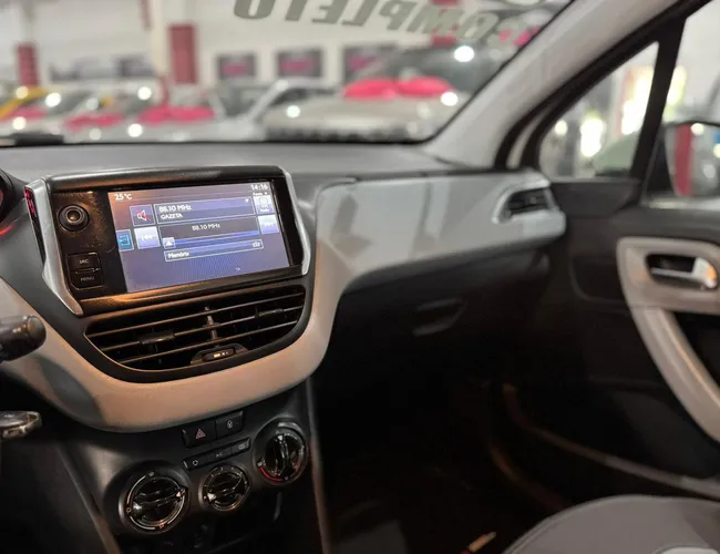 Imagem 10 – 208 2015 1.5 Active Pack 8V Flex 4P Manual