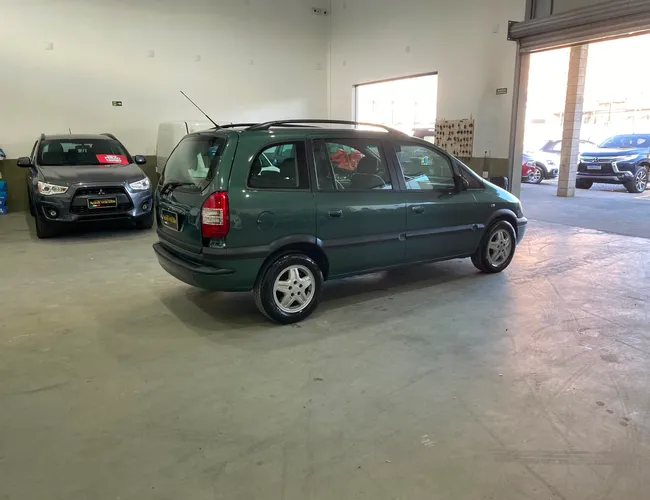 Imagem 17 – Zafira 2003 2.0 Mpfi 16V Gasolina 4P Automático